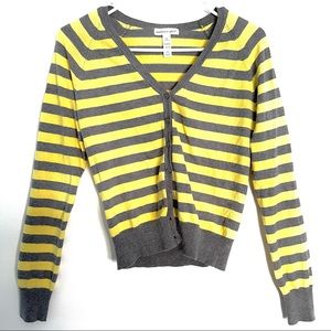 Cropped striped pattern V-neck long sleeve cardigan - Gray and Yellow